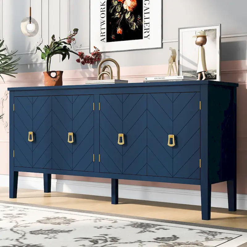 Credenza a quattro ante con motivi geometrici lineari