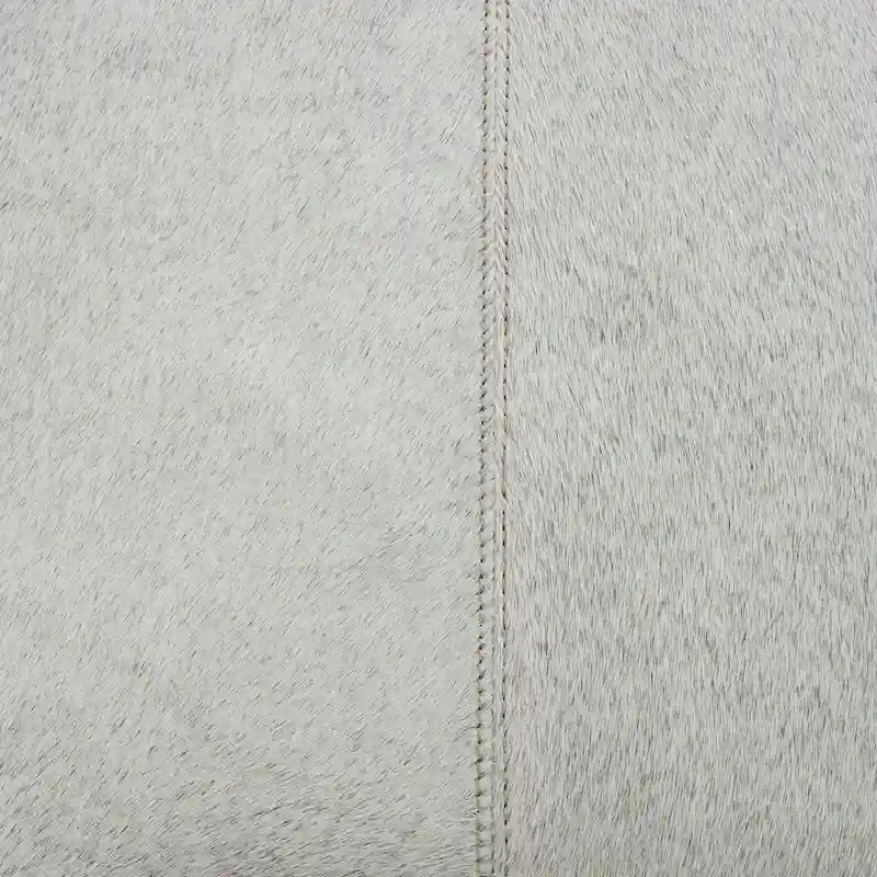 Panca geometrica in pelle con base angolata in metallo argentato - grigio chiaro