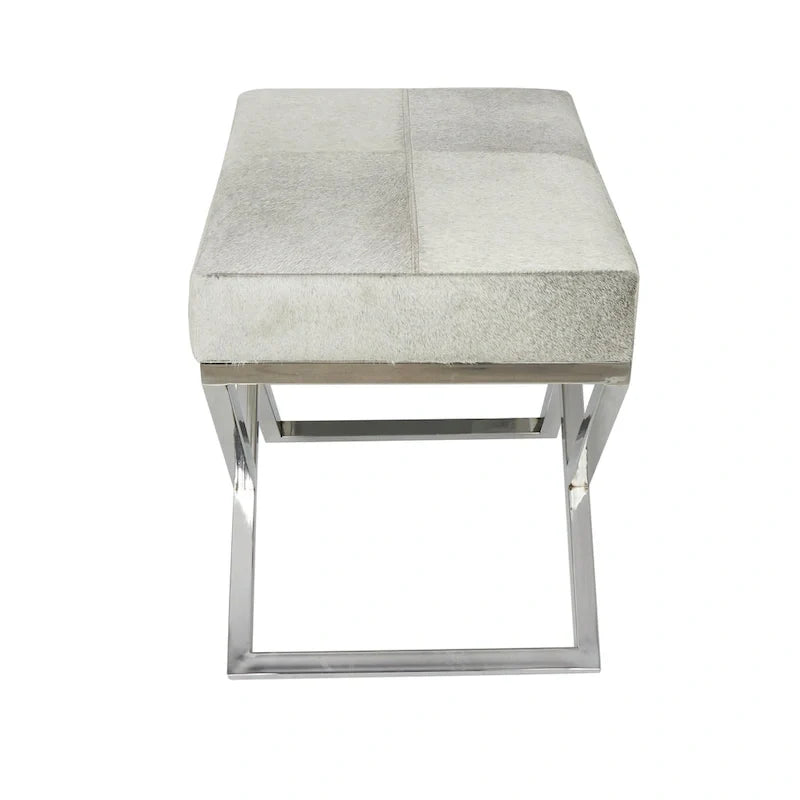 Panca geometrica in pelle con base angolata in metallo argentato - grigio chiaro